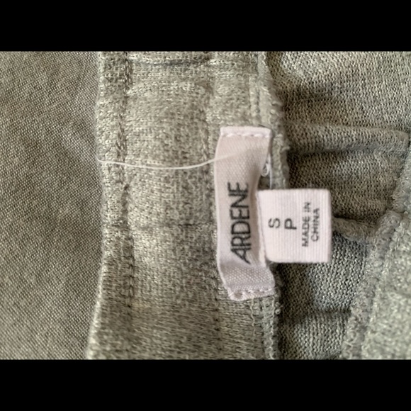 Ardene grey shorts - Picture 2 of 2